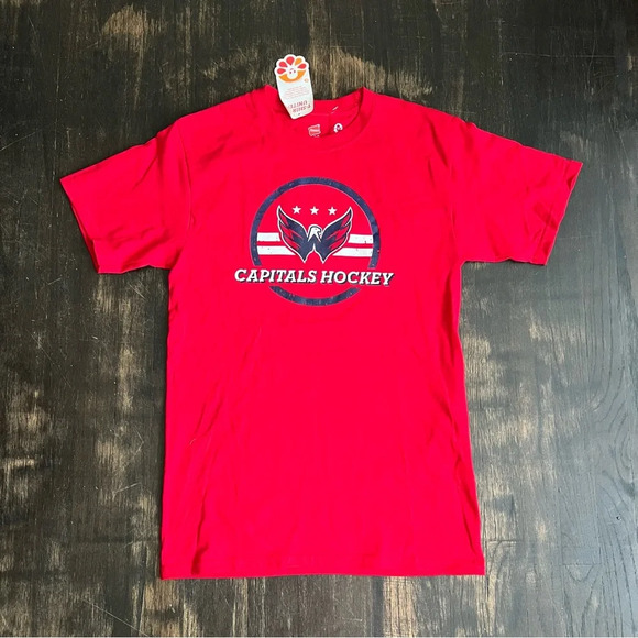NWT Hanes Men’s Red NHL Washington Capitals Rock The Red Short Sleeve T-Shirt S - Picture 1 of 4